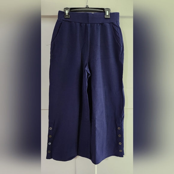 Lisa Rinna Collection culottes with hem detail. Size XX small. Nwot - Picture 1 of 2